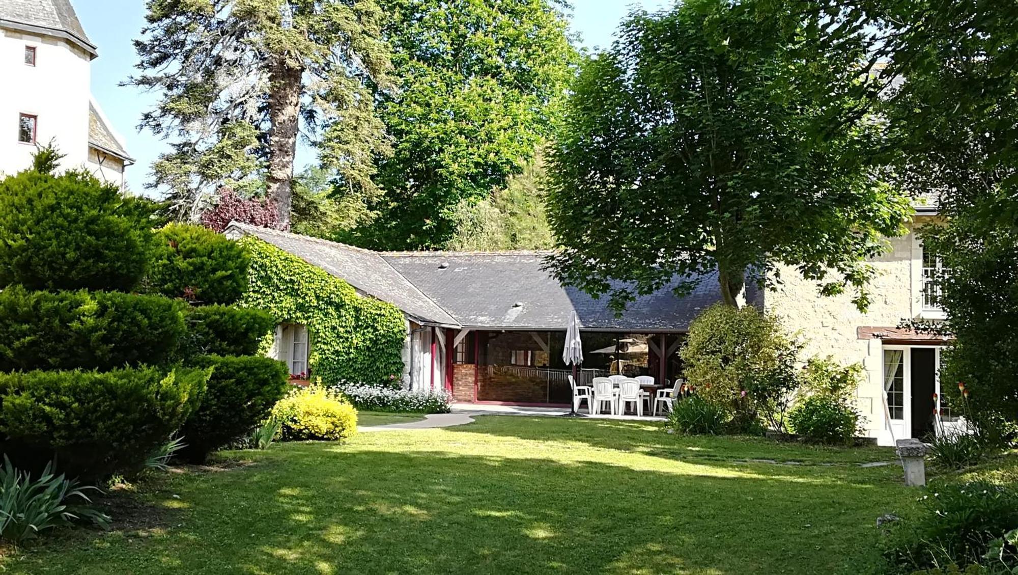 Manoir De L'Abbaye Bed and Breakfast Seuilly Εξωτερικό φωτογραφία