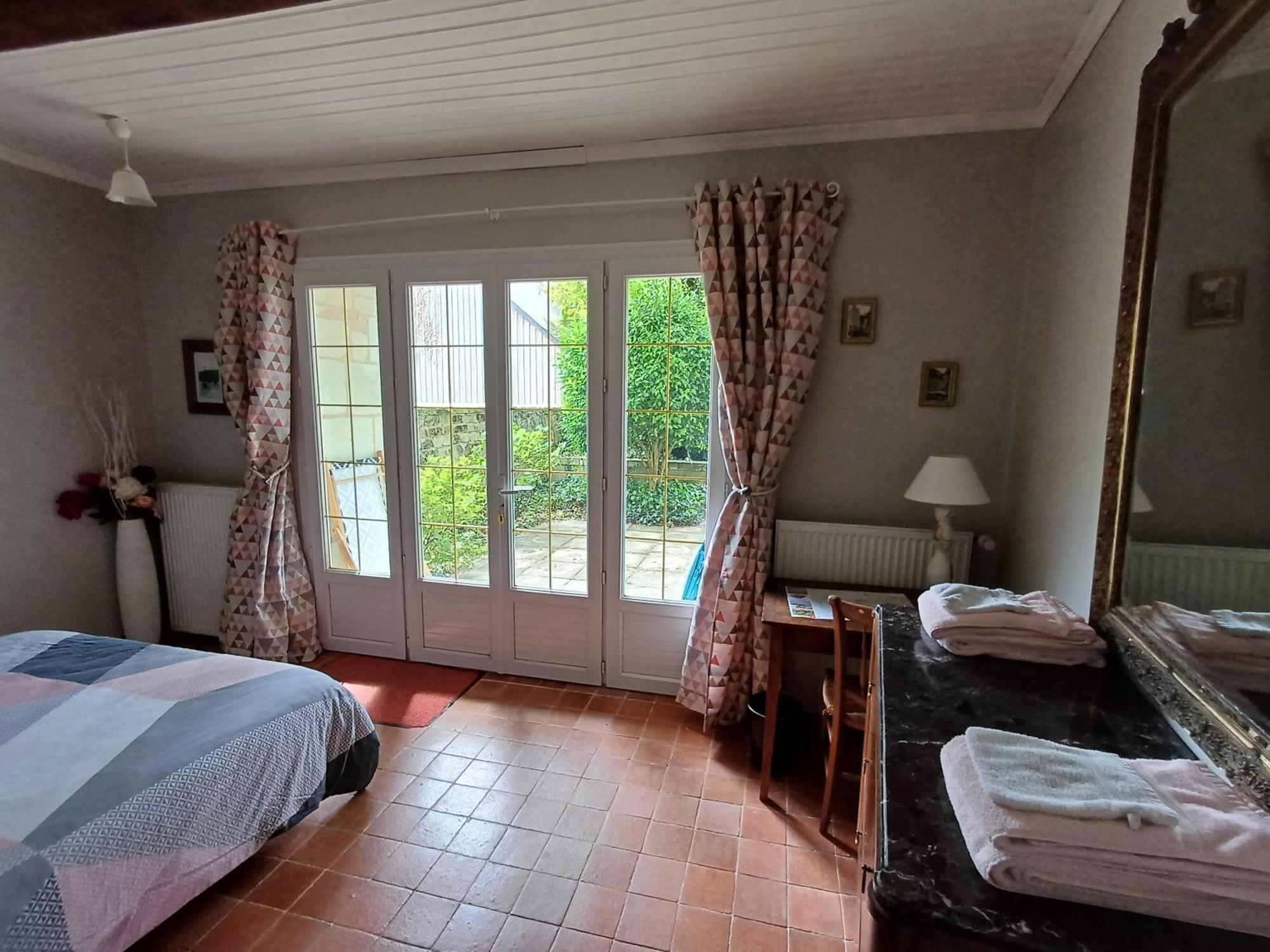 Manoir De L'Abbaye Bed and Breakfast Seuilly Εξωτερικό φωτογραφία