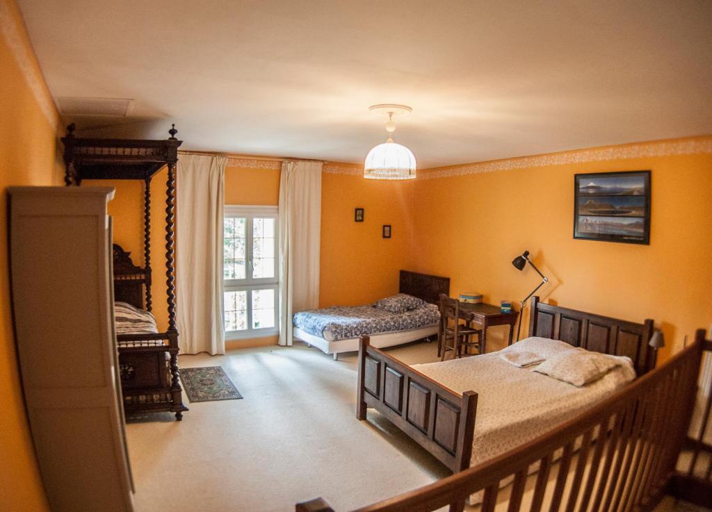 Manoir De L'Abbaye Bed and Breakfast Seuilly Δωμάτιο φωτογραφία