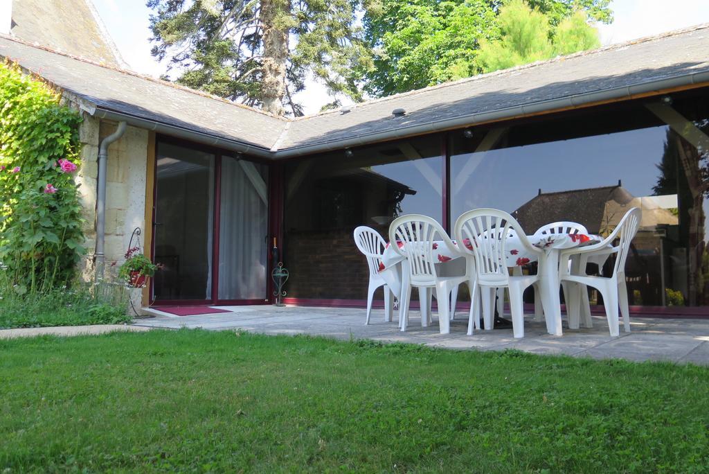 Manoir De L'Abbaye Bed and Breakfast Seuilly Εξωτερικό φωτογραφία
