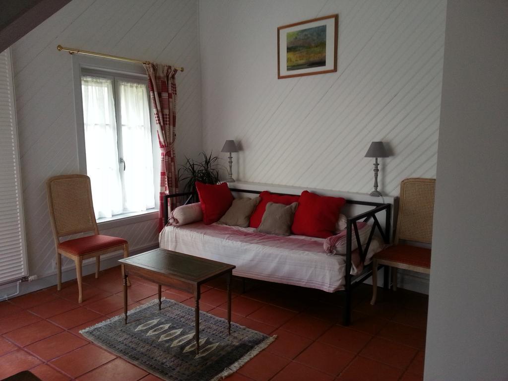 Manoir De L'Abbaye Bed and Breakfast Seuilly Εξωτερικό φωτογραφία